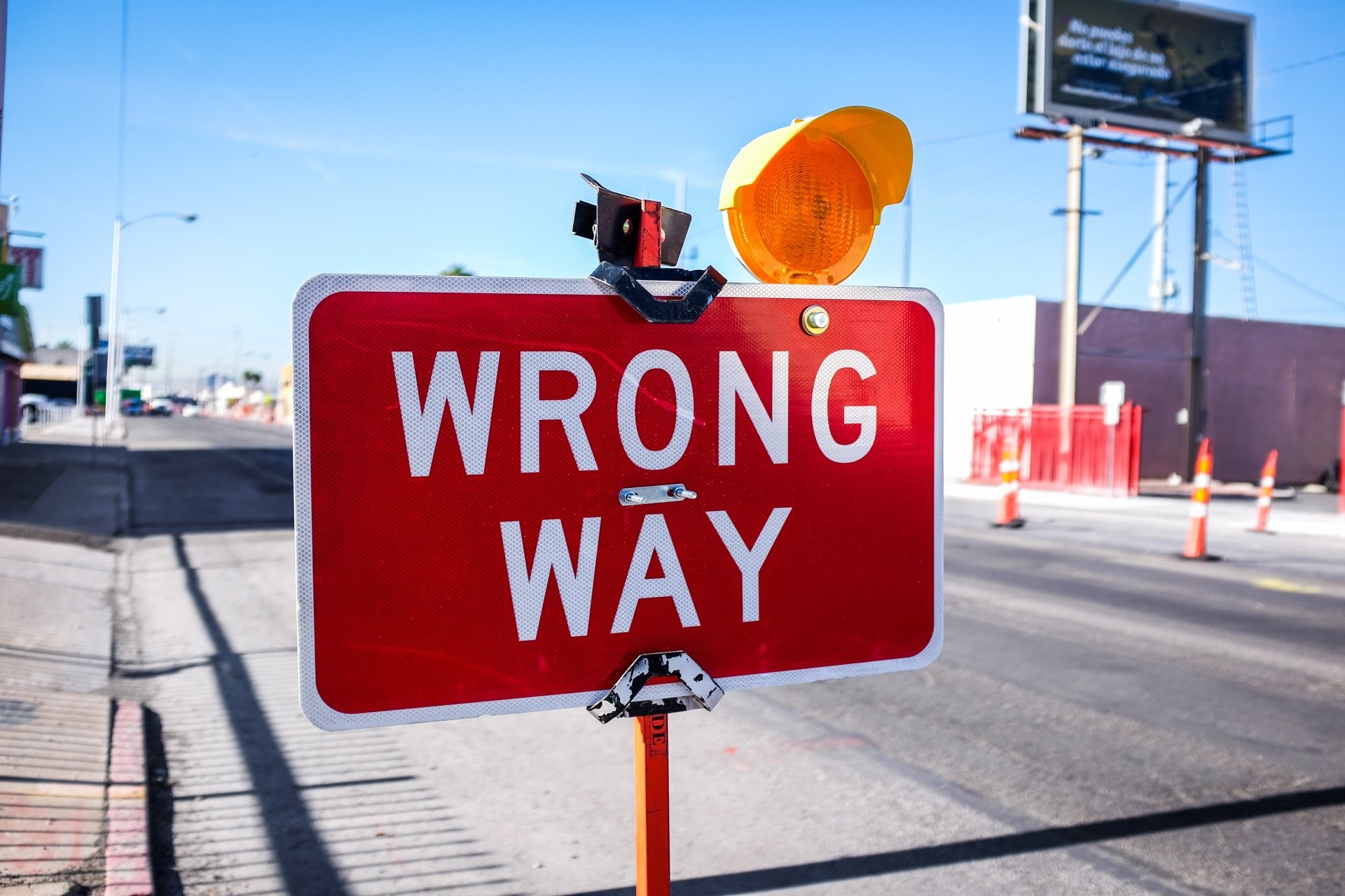 A WRONG WAY road sign